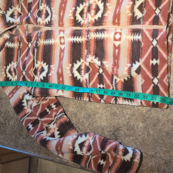 Aztec zip up flannel sweater - Picture 3 of 4